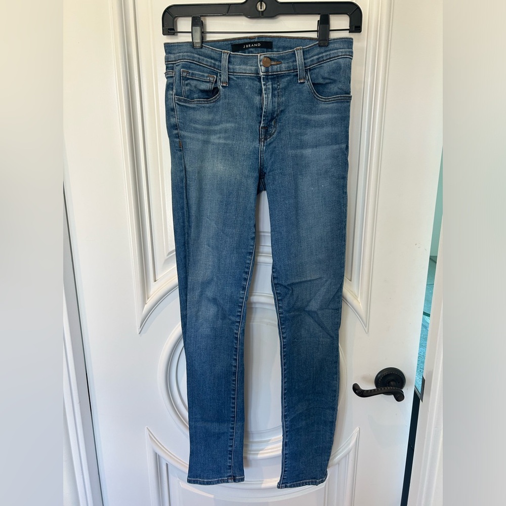 J Brand size 26